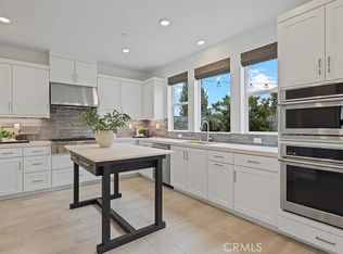 1025 Citron Rd, Fullerton, CA 92835