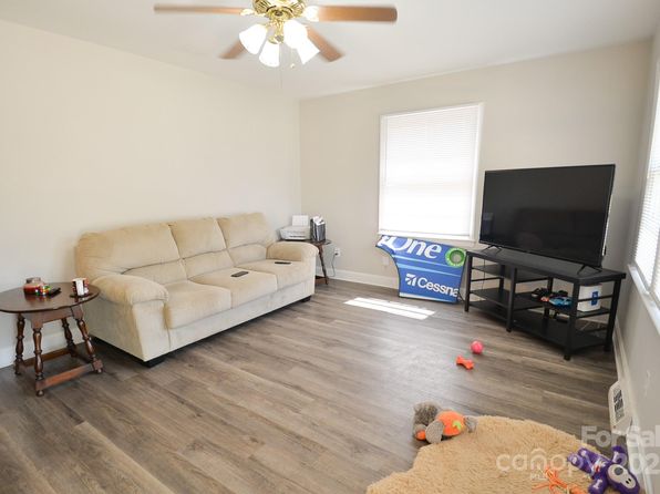 charlotte-north-carolina-6260428 picture