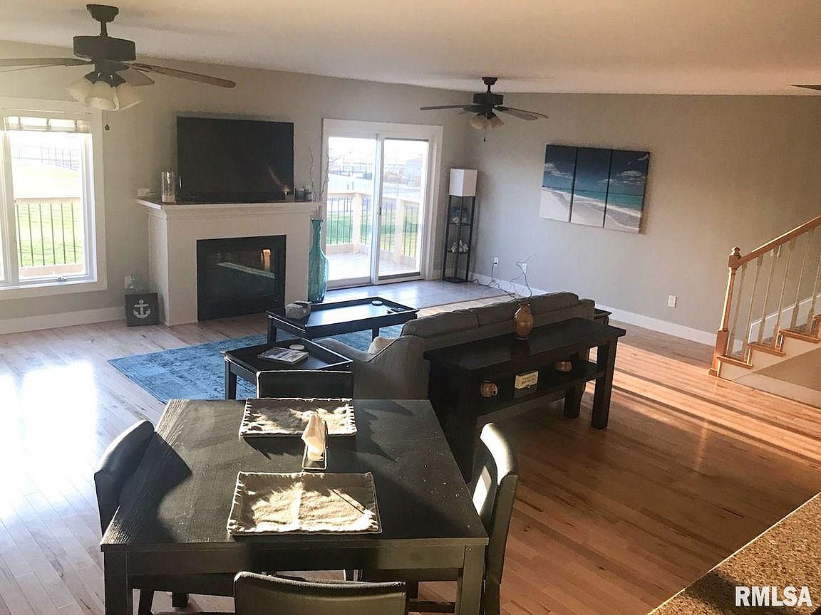 526 Harbor Pointe Dr, East Peoria, IL 61611 Zillow