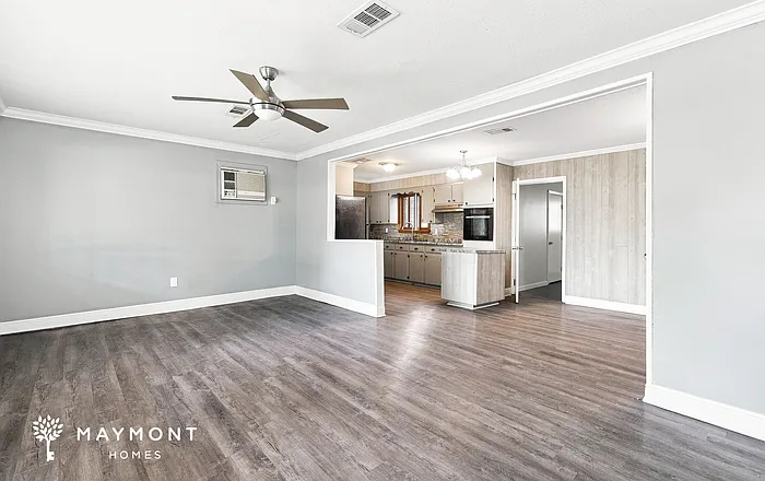3 bed, 2.0 bath, 1200 sqft, $1,695 — Photo 3