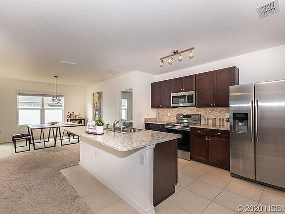 2nd image of 410 Pink Coral Ln