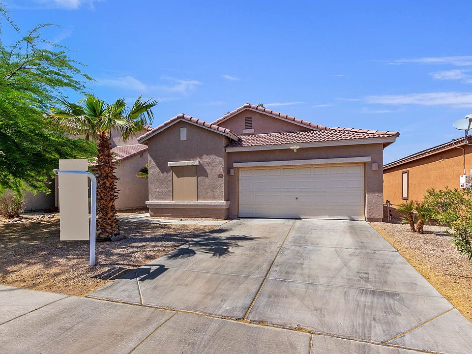 1st image of 1472 E Avenida Grande