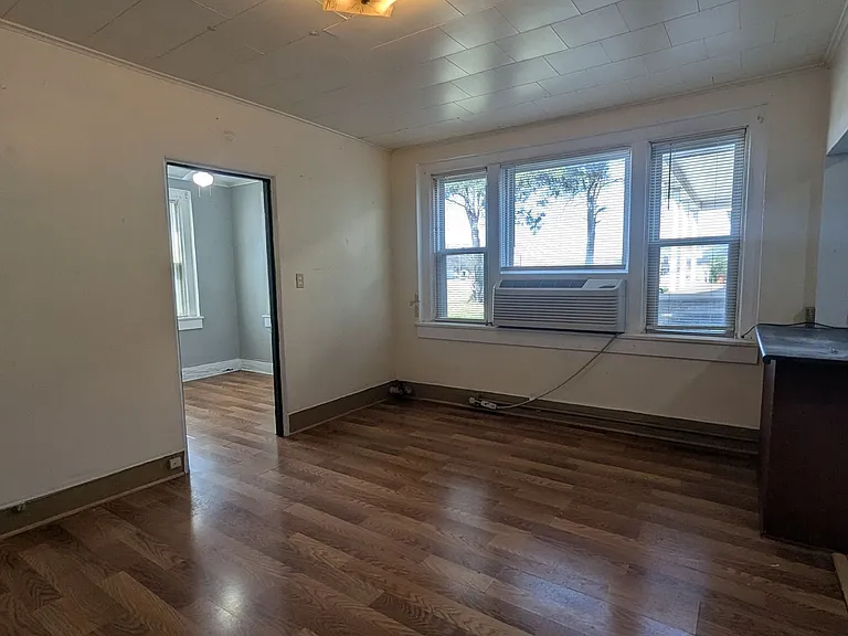 415 S Broadway St #5 — Photo 14