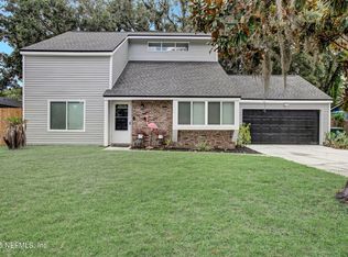 11530 W Ride Dr, Jacksonville, FL 32223