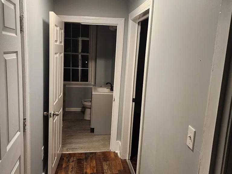 456B Harrison St — Photo 5