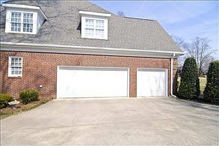 2nd image of 9 Ryedale Ct