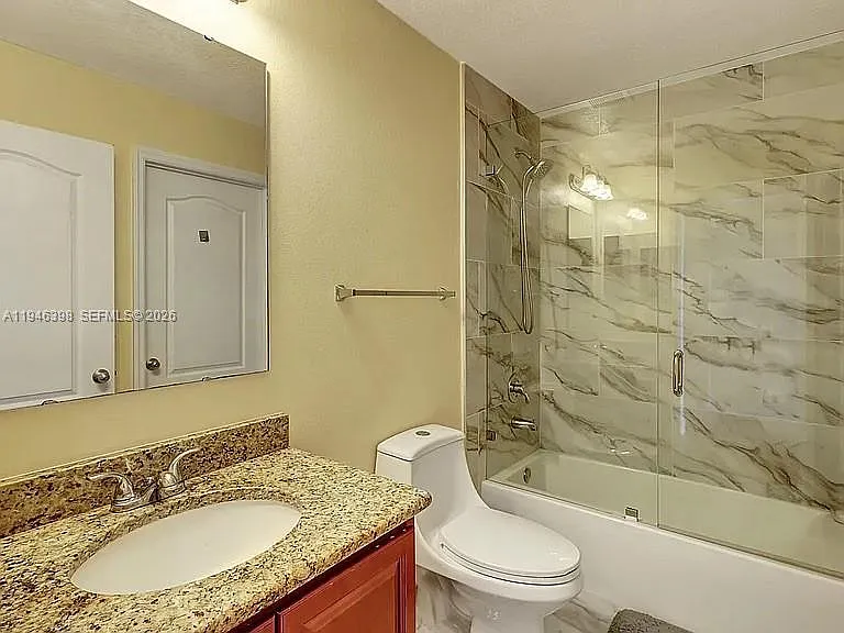 1018 SW Eckard Ave — Photo 44