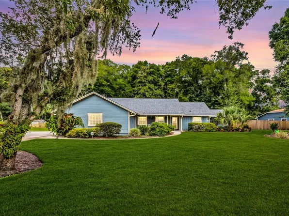 108 Ross Lake Ln, Sanford, FL 32771