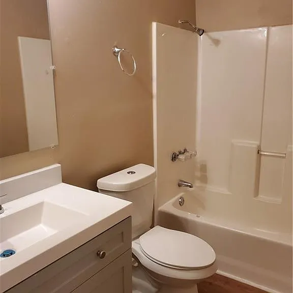 2622 Country Trce SE — Photo 32