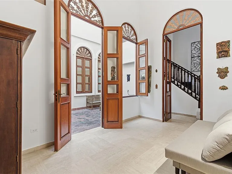 65 Calle San Francisco — Photo 16