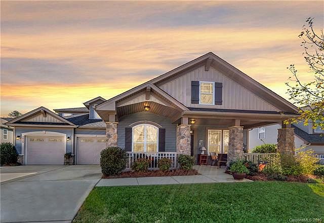 1st image of 2029 Wade Hampton Cir
