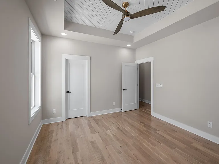 2527 W Heiman St #2527 — Photo 19