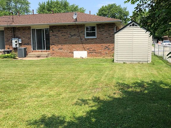 Private backyard with shed!