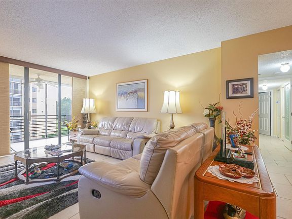 4th image of 7300 Radice Court #302