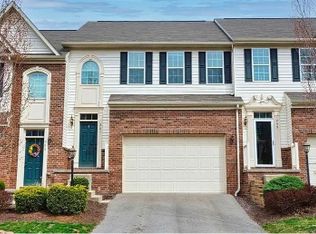 261 Broadstone Dr, Mars, PA 16046