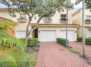2916 Deer Creek Country Club Blvd, Deerfield Beach, FL 33442
