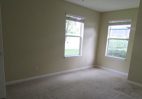 5th image of 800 Westshore Ct
