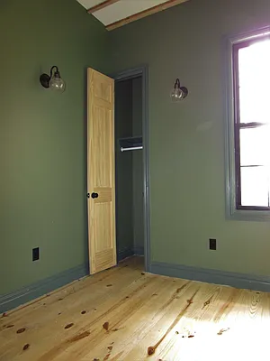 Rented by Premier Metro Realty Corp | media 48