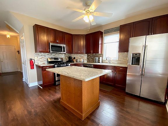 4th image of 1099 Smith Manor Blvd