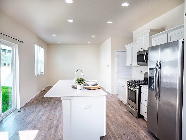 1007 N Viewmont Rd — Photo 16