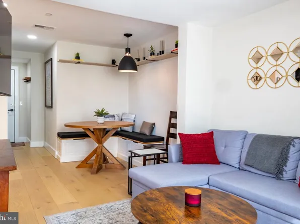 919 12th St NE #305, Washington, DC 20002