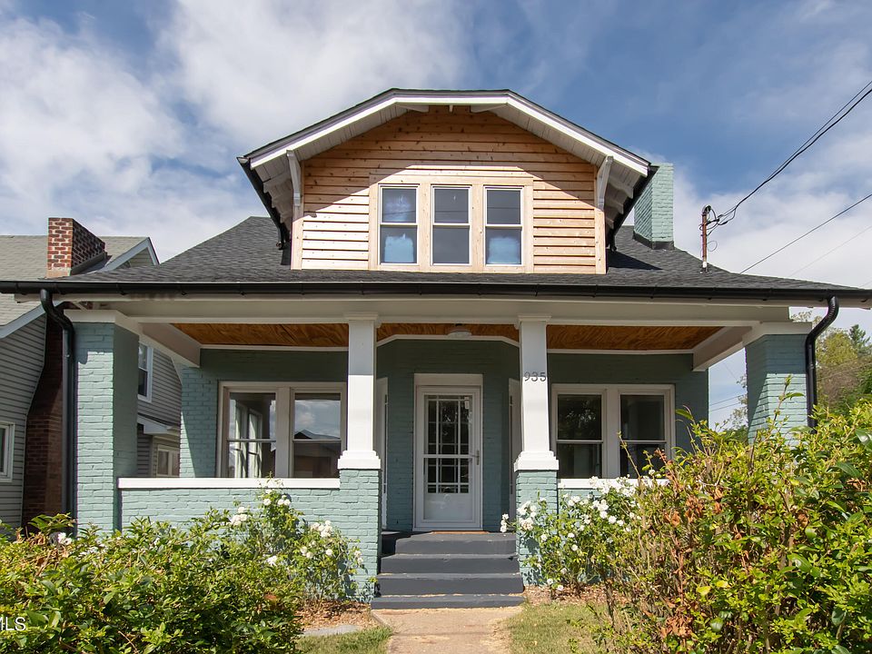 1st image of 935 Cumberland St