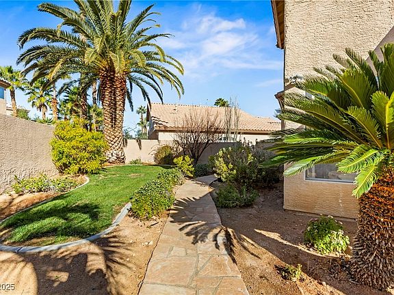 3rd image of 3805 Crema Ct