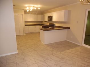 624 Beck Ave, Lake Dallas, TX 75065