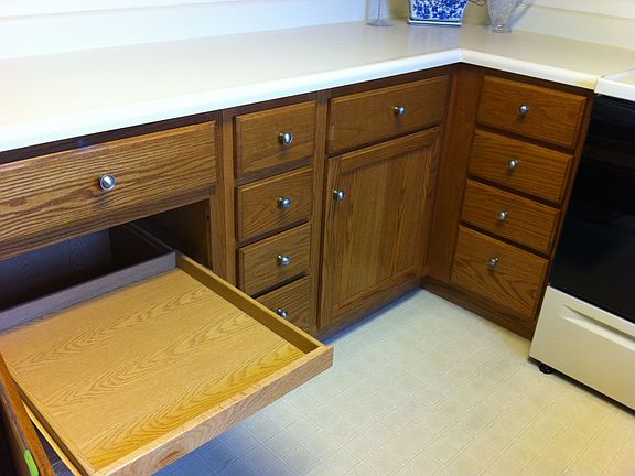 pull-out cabinet shelf