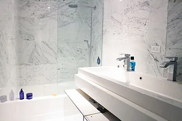 Rented by Barlavi Inc.