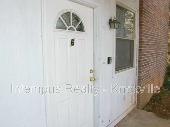 5611 Lon Roberts Dr, Knoxville, TN
