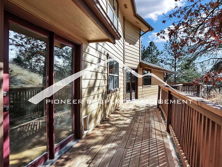 7530 Delmonico Dr — Photo 32
