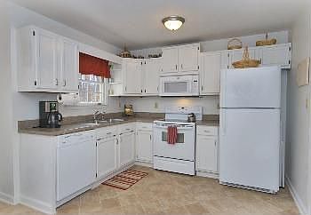 4th image of 112 Poplar Dr