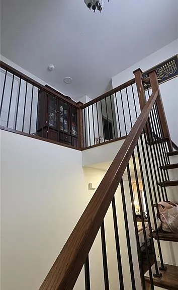 1156 Swan St #UPPER — Photo 7
