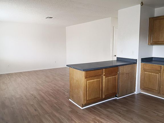 4th image of 2301 Pearson Ct APT C
