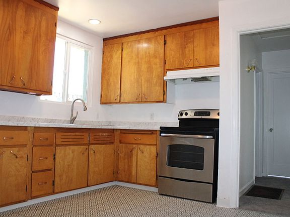 3rd image of 2334 17th St