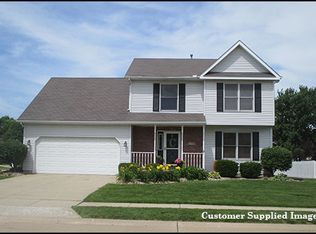 6108 N Lincoln Ave, Davenport, IA 52806