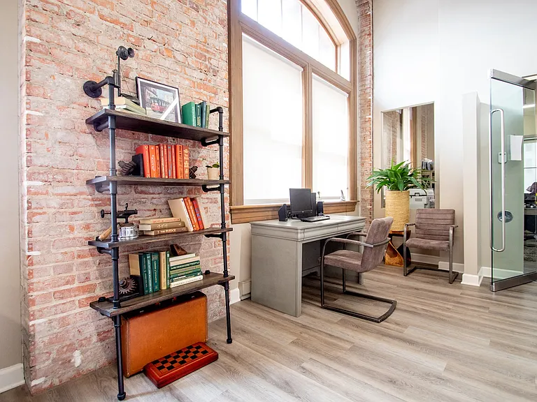 Community Room/Business Center