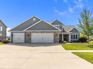 W5757 Jochmann Dr, Appleton, WI 54915