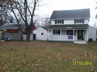 211 E 5th St, Pinconning, MI 48650