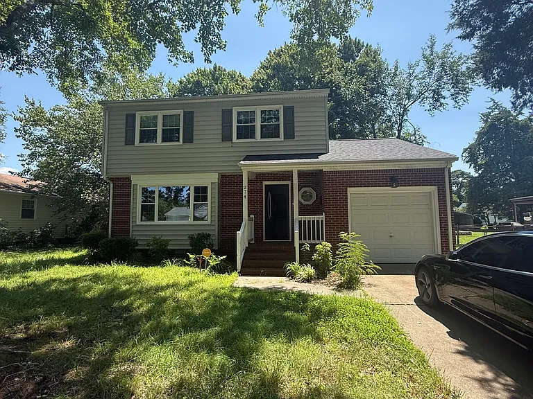 274 Exeter Rd — Photo 1