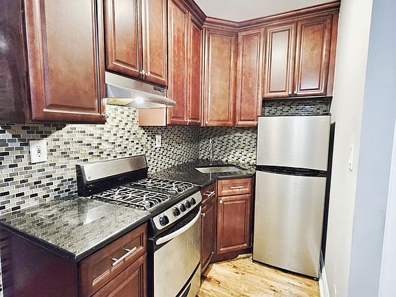 3rd image of 3117 35th St APT 1F