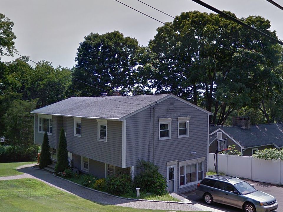 2nd image of 1 Pleasant Dr