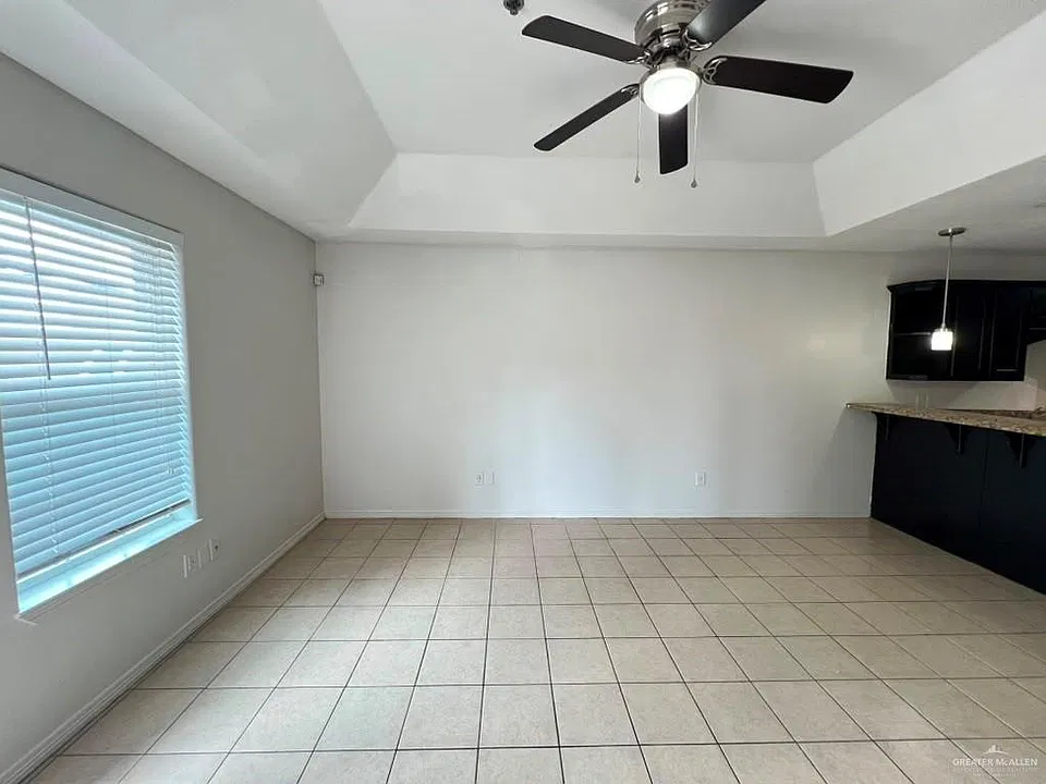 800 E Daffodil Ave #6