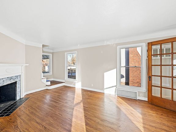 5th image of 304 E 248th St