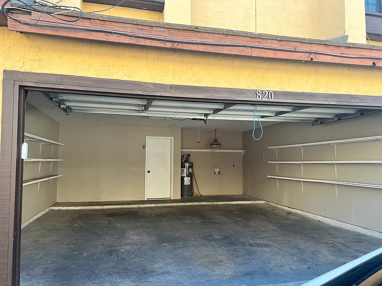 820 E Hillside Rd — Photo 19