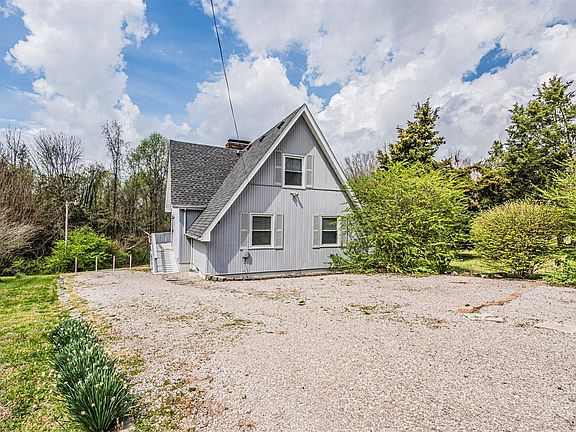 3rd image of 273 Shady Acres Rd