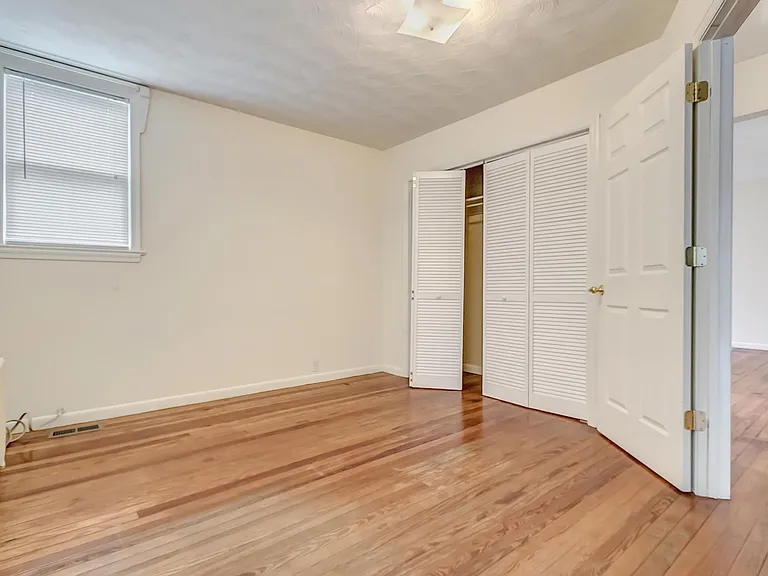 9038 Rhode Island Ave — Photo 19