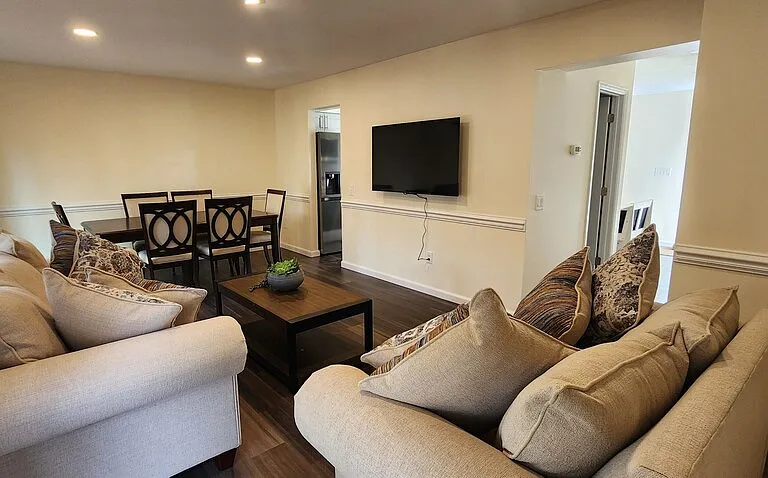 18257 Smoke House Ct — Photo 5