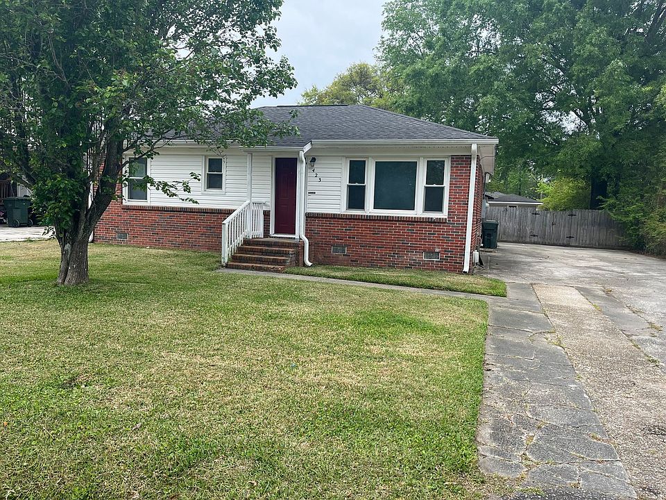 1st image of 423 Mary Scott Dr
